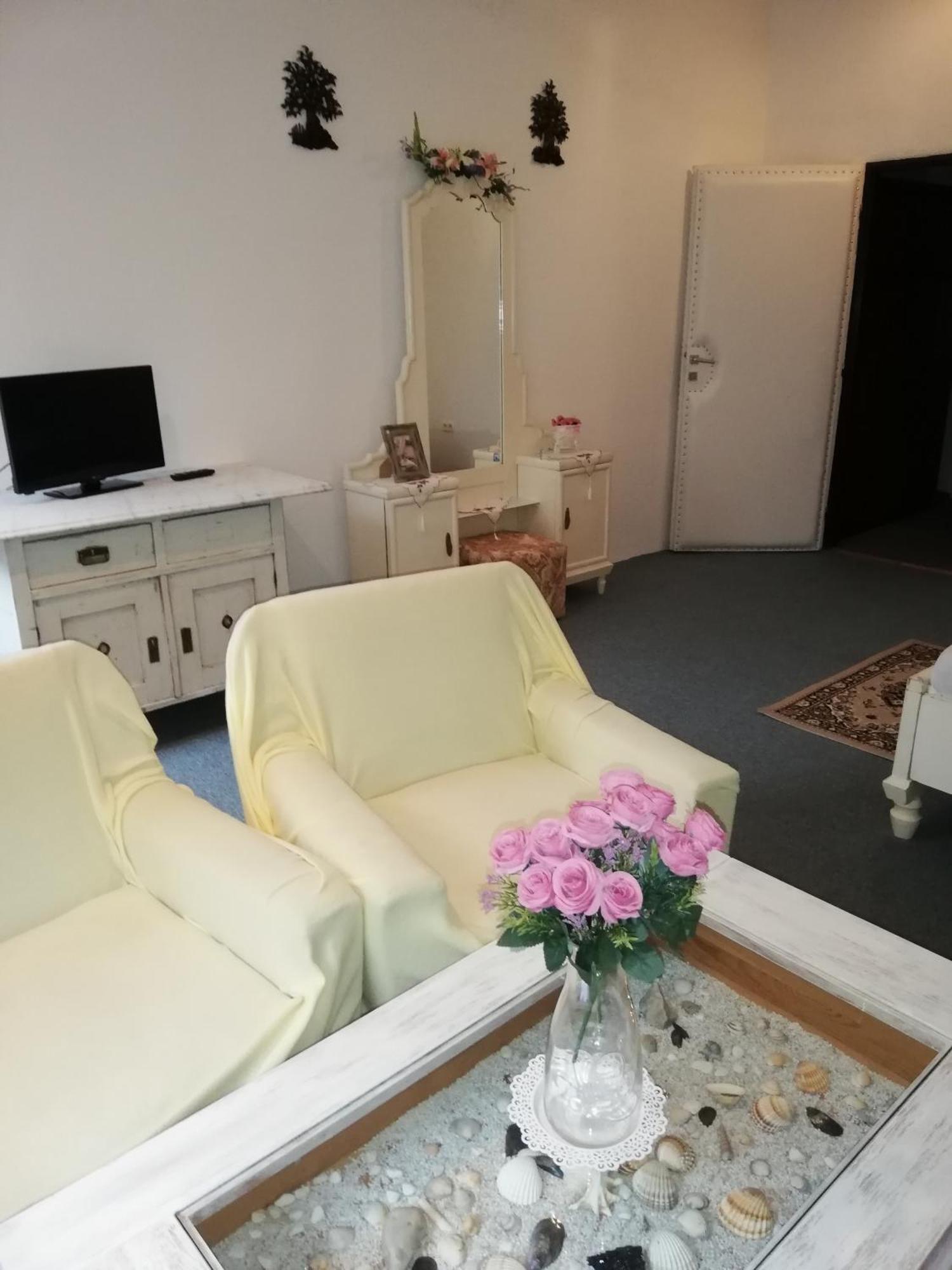Hotel Kamenny Vrch Chomutov Zimmer foto