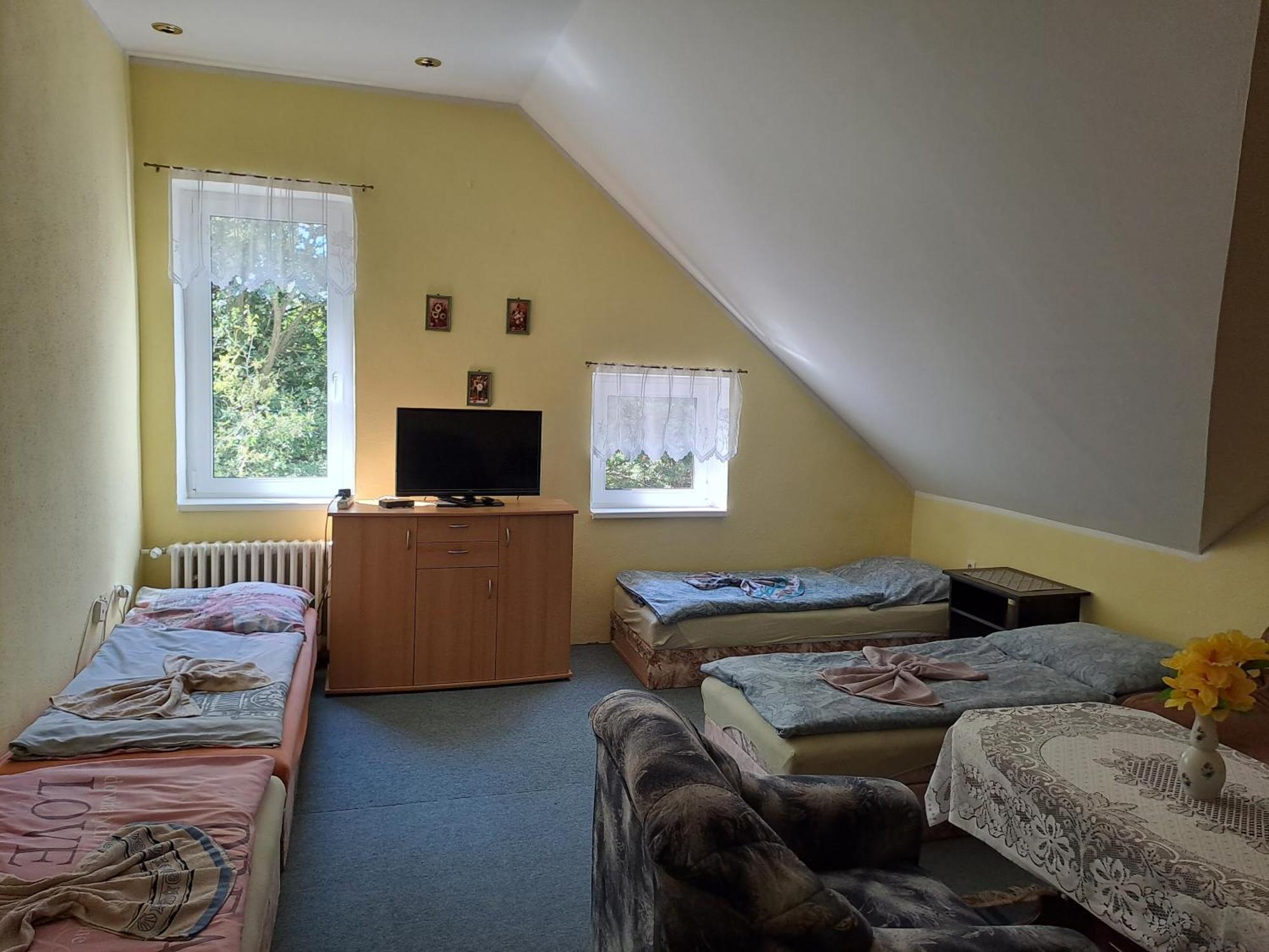 Hotel Kamenny Vrch Chomutov Zimmer foto
