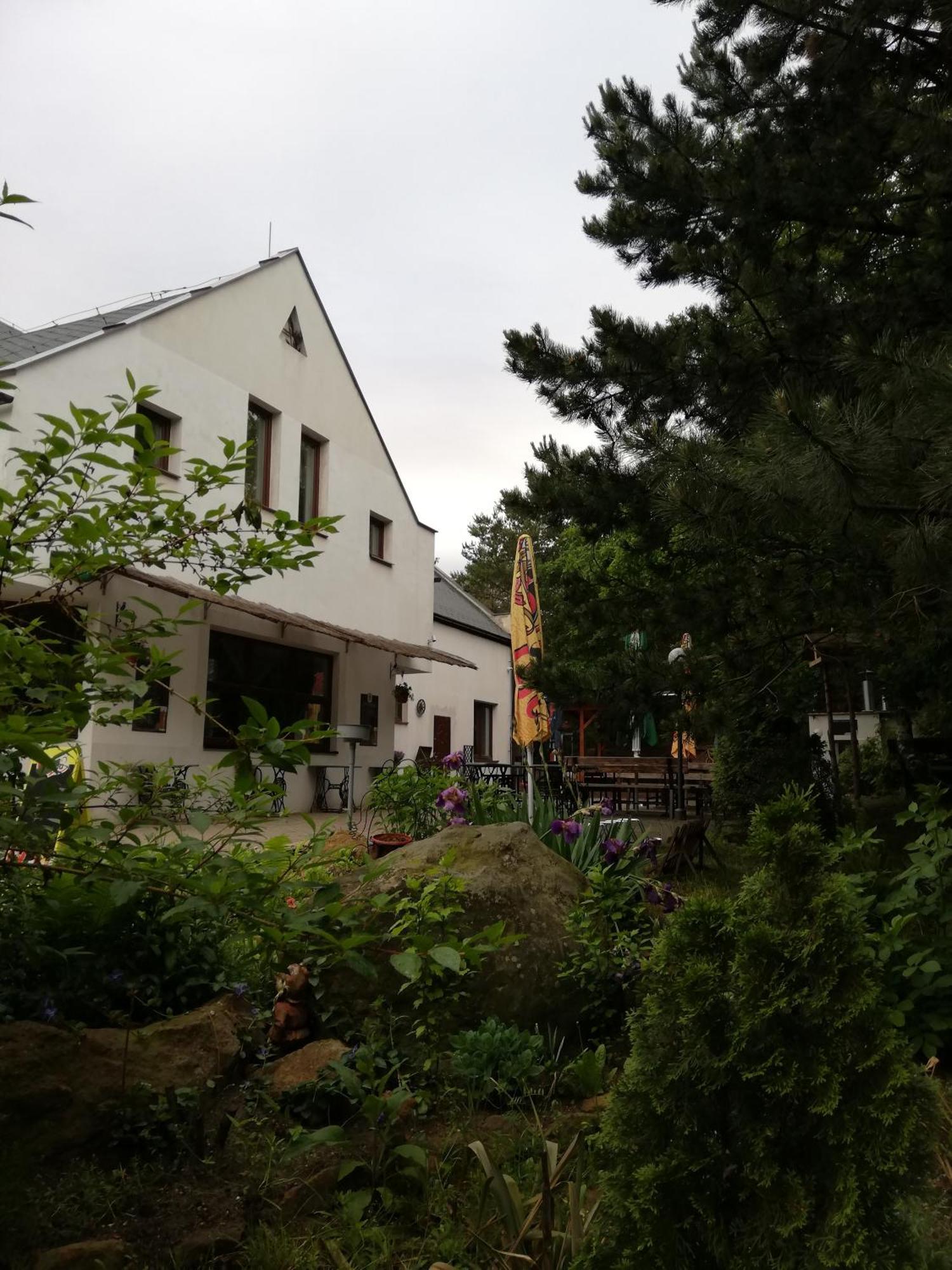 Hotel Kamenny Vrch Chomutov Exterior foto